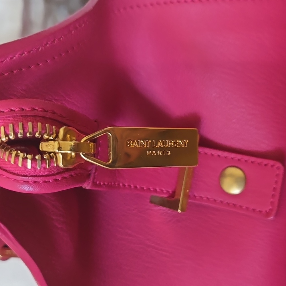 SAINT LAURENT Pink Leather Handbag - Picture 10 of 11